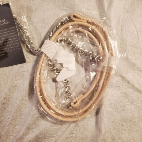 🆕 ECCO LEATHER - DELIGHT CLUTCH - Picture 8 of 11